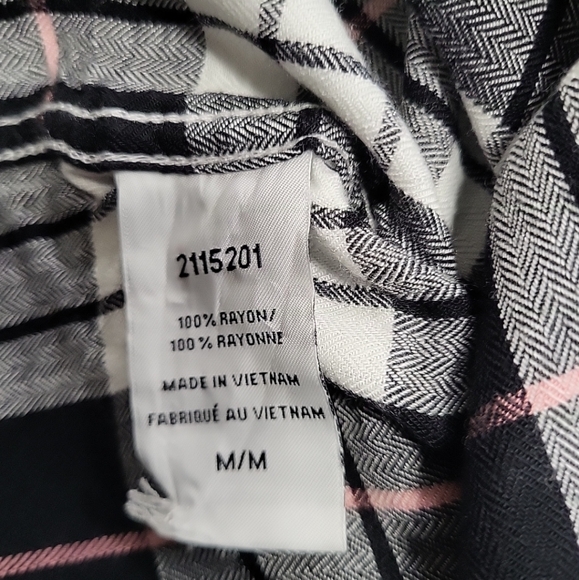 JACHS GIRLFRIEND Women's Shirt Size M Blue & Pink Plaid Short Sleeve Button Up - Picture 3 of 9